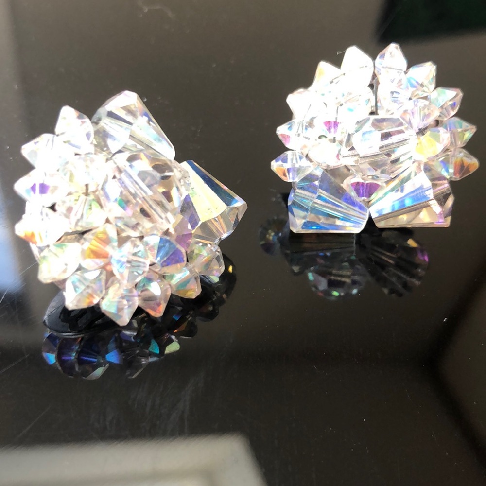 VTG 1950’s Aurora Borealis Clip On Earrings